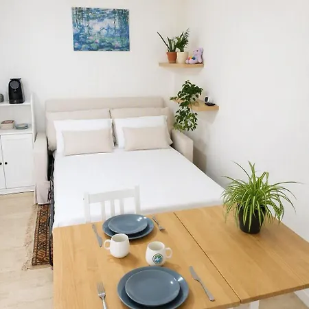 Cozy Proche Tête D'or *